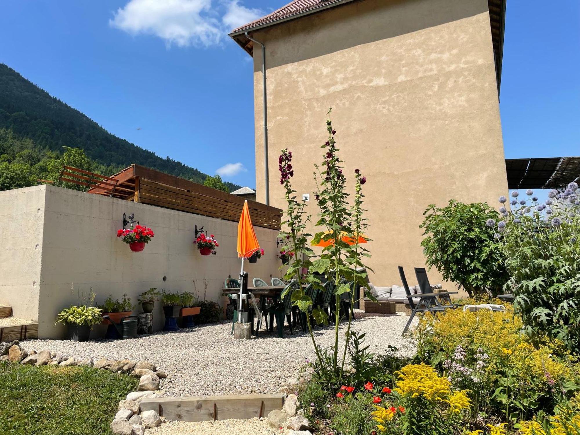 L'Ancienne Ecole Du Villard Saint-Pierre-dʼEntremont Exteriér fotografie